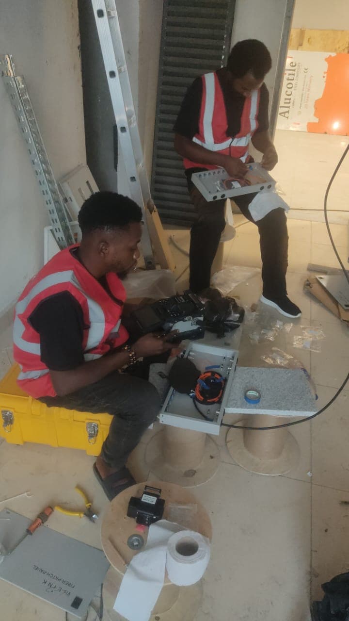 Fiber Splicing — Live Field Work